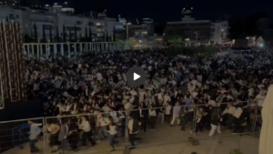 ক্ষেপণাস্ত্র আতঙ্কে ইসরায়েলে বিশৃঙ্খলা, শেল্টারে ঢুকতে গিয়ে আহত বহু মানুষ